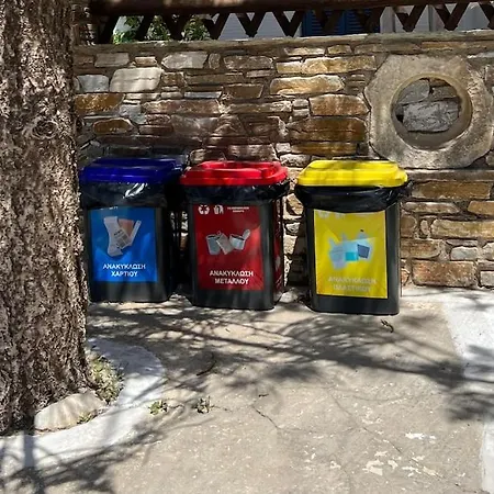 θἔρως Tinos